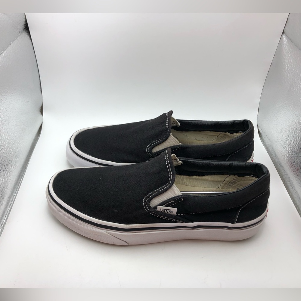 Vans off the wall black loafers womens 7.5
